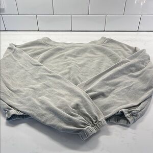 Women’s hashtag Gray Crop Sweater